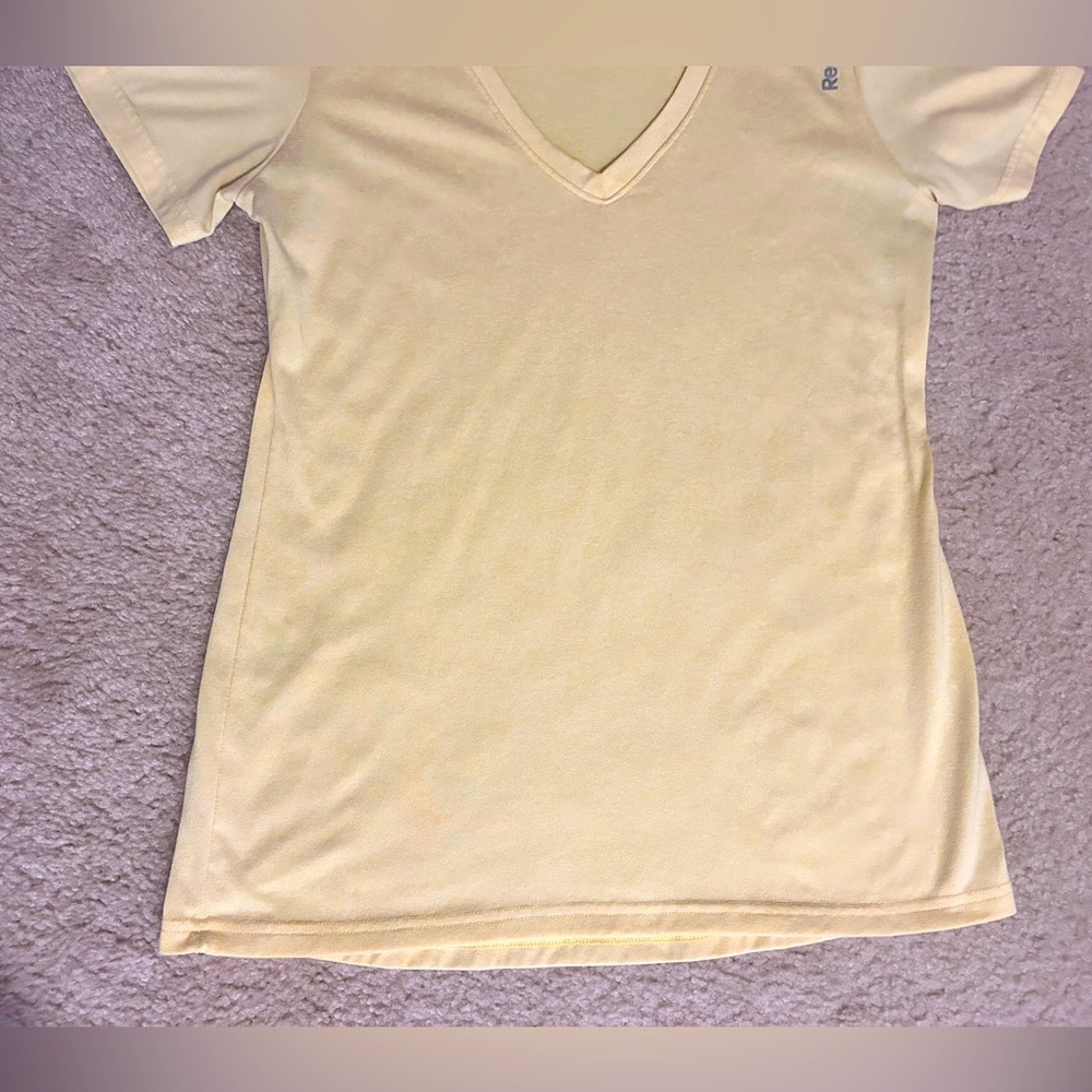 Women’s Reebok Top - Picture 3 of 6